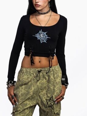 SWIXXZ Spider Lace-Up long-sleeve crop t-shirt